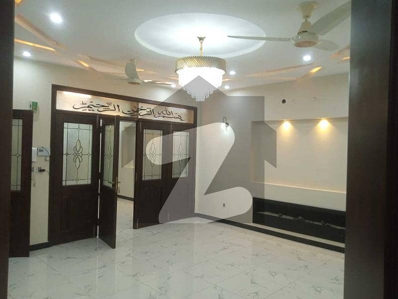 Upper Portion Of 10 Marla Luxurious House For Rent In Bahria Town - Block DD Lahore