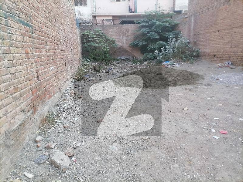 حیات آباد فیز 4 حیات آباد,پشاور میں 8 کمروں کا 5 مرلہ رہائشی پلاٹ 2.2 کروڑ میں برائے فروخت۔