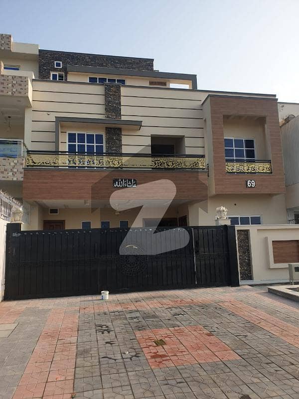 6 Bedroom 1 Servan Room 10 Marla Brand New House G13 Islamabad