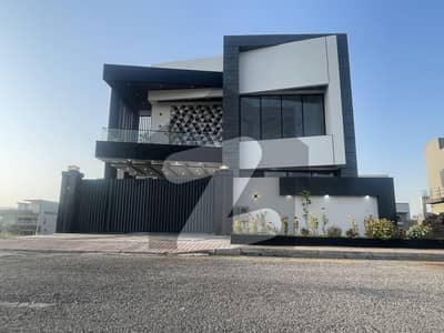 Ultra Designer House