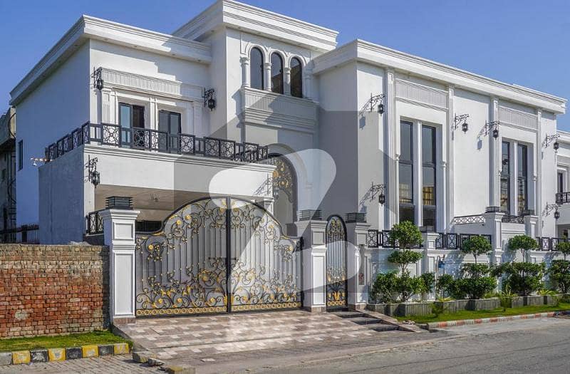 10 Marla Double story house for rent in iqbal town Allama Iqbal Town