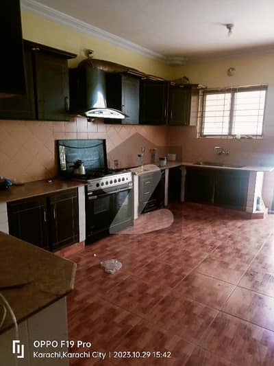 2 Bed DD On 400 Sqyd For Rent