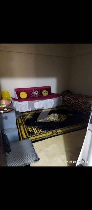 صفورا گوٹھ گلستانِ جوہر,کراچی میں 4 کمروں کا 8 مرلہ فلیٹ 38.0 ہزار میں کرایہ پر دستیاب ہے۔