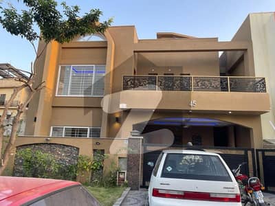 ideal location 10marla 5bedrooms semi corner house for sale in bahria enclave Islamabad sector A