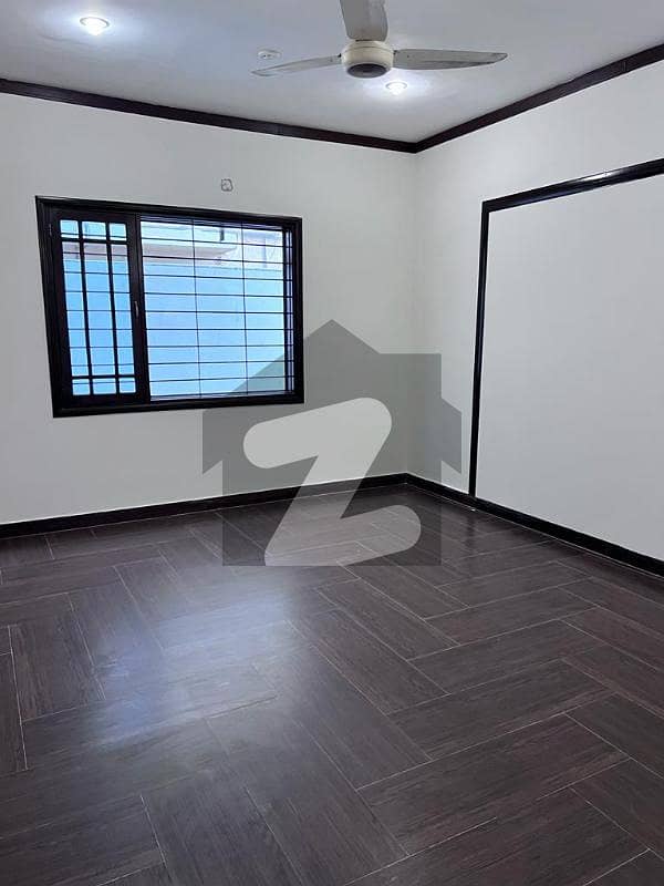 Slightly Used 02 Bed Ground Portion | 500 Yard 02 Bed Ground Floor | Ground Portion For Reny