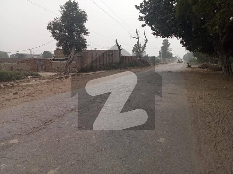 شہباز پور روڈ رحیم یار خان میں 11 کنال صنعتی زمین 4.25 کروڑ میں برائے فروخت۔