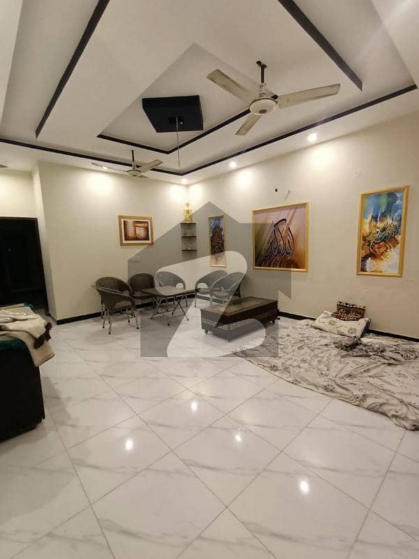 پی اینڈ ڈی ہاؤسنگ سوسائٹی لاہور میں 6 کمروں کا 8 مرلہ مکان 2.75 کروڑ میں برائے فروخت۔