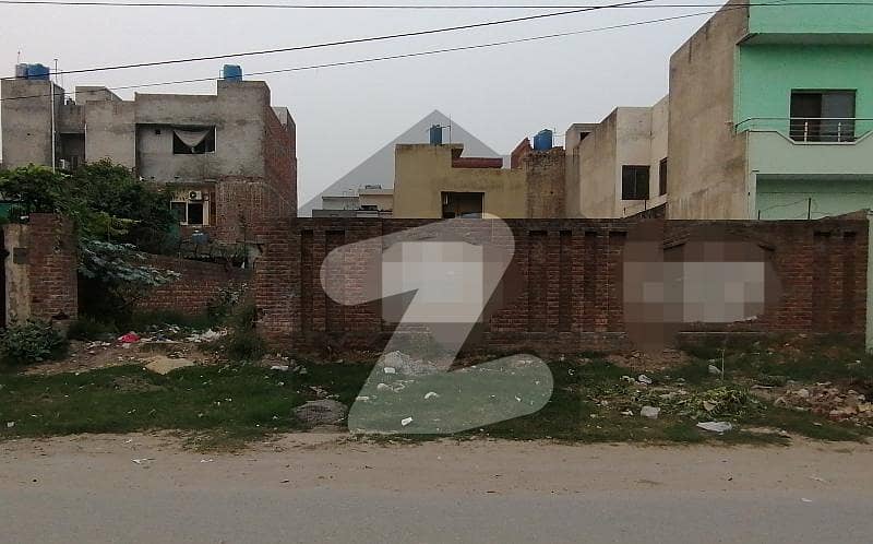 مرغزار آفیسرز کالونی لاہور میں 5 مرلہ رہائشی پلاٹ 1.4 کروڑ میں برائے فروخت۔