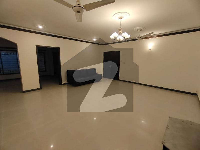 House For Sale In Beautiful E-11 Multi One Size 500 Square Yards