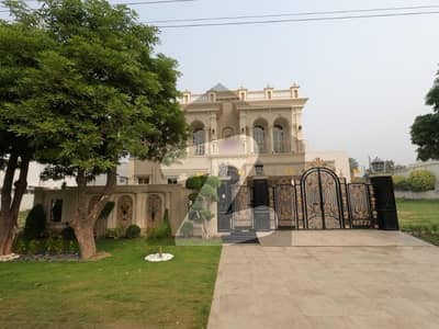 ای ایم ای سوسائٹی ۔ بلاک ایچ ای ایم ای سوسائٹی,لاہور میں 5 کمروں کا 1 کنال مکان 13.9 کروڑ میں برائے فروخت۔