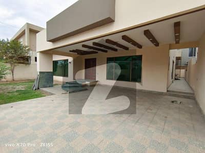 Beautiful House Available For Rent At Canal Road Fsd