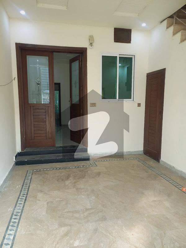غالب سٹی فیصل آباد میں 3 کمروں کا 2 مرلہ مکان 32.0 ہزار میں کرایہ پر دستیاب ہے۔