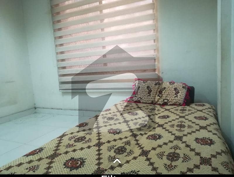 ایف ۔ 10 مرکز ایف ۔ 10,اسلام آباد میں 1 کمرے کا 3 مرلہ کمرہ 27.0 ہزار میں کرایہ پر دستیاب ہے۔