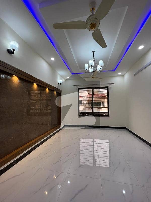 1 Kanal Ground Portion For Rent 1 Kanal Ground Portion For Rent