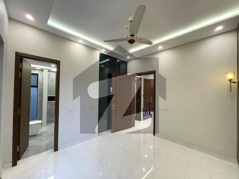 10 Marla Full House For Rent In Divine Garden 4 Beds With Attached Bath