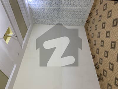 سبزہ زار سکیم لاہور میں 4 کمروں کا 2 مرلہ مکان 65.0 لاکھ میں برائے فروخت۔