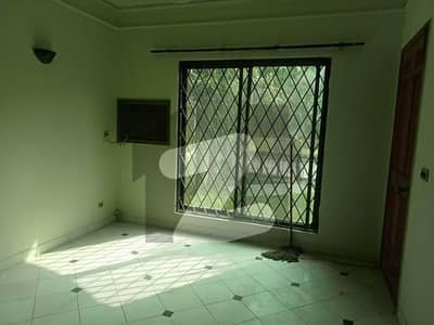 7.5 Marla Independent House Available Near LUMS Uni