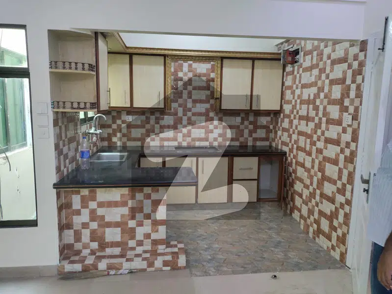 Buy 950 Square Feet
Newly Renovated
Flat At A Highly Affordable Price