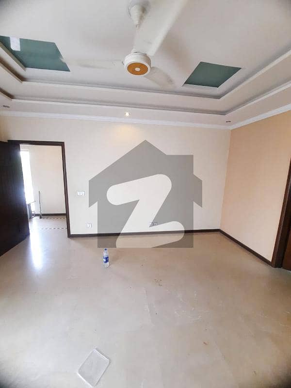 1 Kanal Lower Lock Upper Portion For Rent In Dha Phase 4, GG- Block