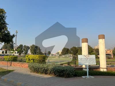 لیک سٹی - سیکٹر M7 - بلاک بی لیک سٹی ۔ سیکٹرایم ۔ 7,لیک سٹی,رائیونڈ روڈ,لاہور میں 5 مرلہ رہائشی پلاٹ 1.1 کروڑ میں برائے فروخت۔