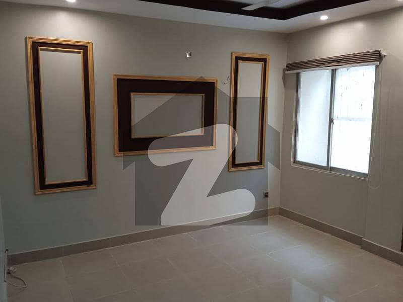 3 Bed Rent Apartment Only 75,000/= Near Altamash Dental Clinic.