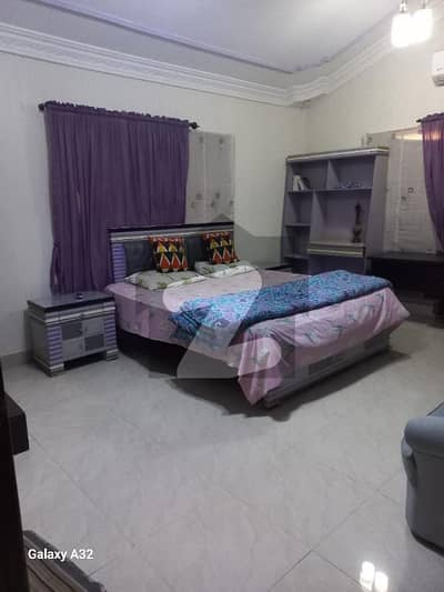 Dha Fully Furnished Room In 500 Yards Bungalow