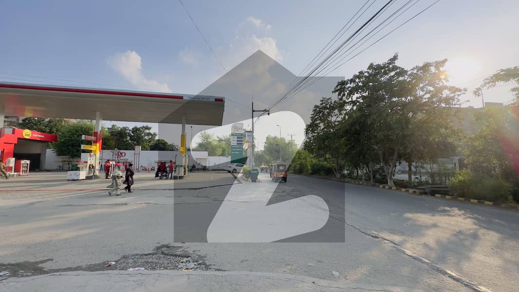 2 Kanal Life Time Corner Commercial Paid Plot For Sale At College Road Township Lahore