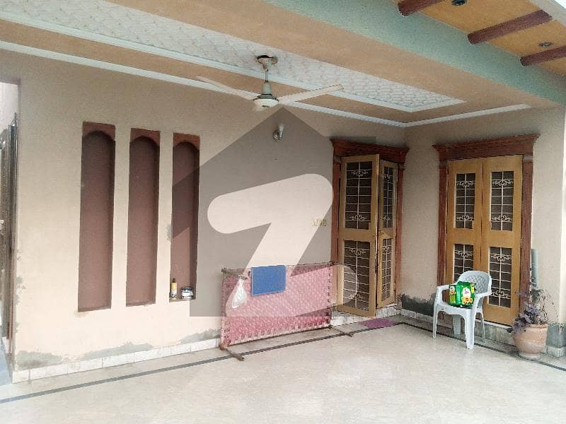 10 Marla Used House For Sale On 40ft Road