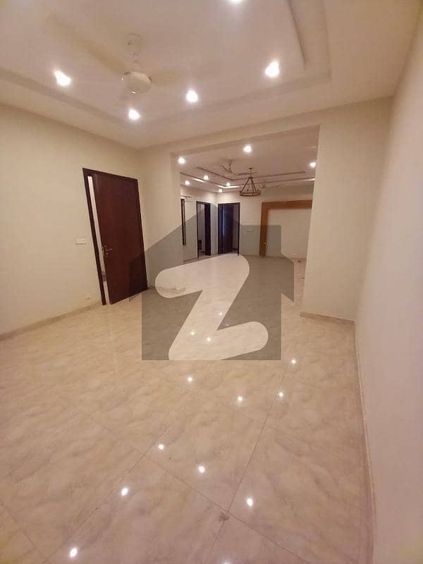 1.5 Kanal Full House Available For Rent In E-11 Islamabad
