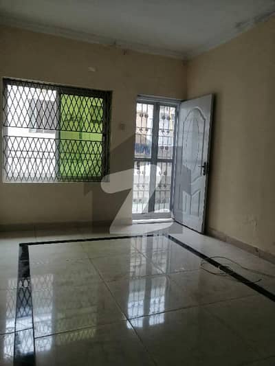 آئی ۔ 10/1 آئی ۔ 10,اسلام آباد میں 3 کمروں کا 5 مرلہ بالائی پورشن 58.0 ہزار میں کرایہ پر دستیاب ہے۔