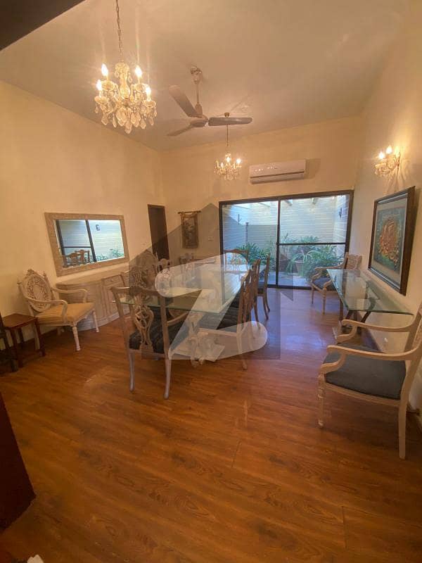 ڈی ایچ اے فیز 2 ڈی ایچ اے ڈیفینس,کراچی میں 4 کمروں کا 2 کنال مکان 20.0 کروڑ میں برائے فروخت۔