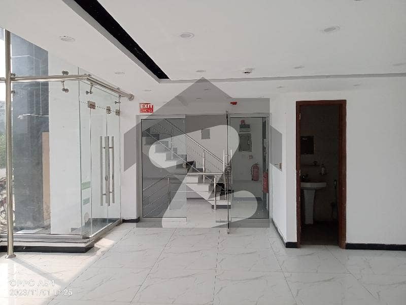 4 Marla Ground + Mezzanine Office Is Available 4 Marla Ground + Mezzanine Office Is Available