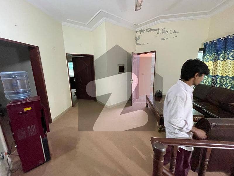 آرکیٹیکٹس انجنیئرز ہاؤسنگ سوسائٹی لاہور میں 3 کمروں کا 6 مرلہ مکان 75.0 ہزار میں کرایہ پر دستیاب ہے۔