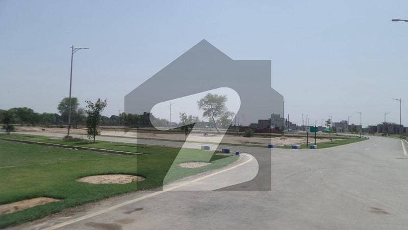 ایف ڈی اے سٹی - بلاک بی1 ایف ڈی اے سٹی,فیصل آباد میں 1 کنال رہائشی پلاٹ 74.0 لاکھ میں برائے فروخت۔