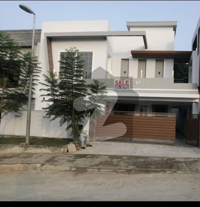 SECTOR G BAHRIA TOWN PH 08 10 M NEW HOUSE FOR SALE