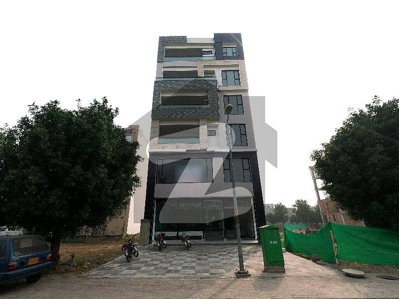 8 Marla Commercial Building Is Available For Sale In Bahria Town Quaid Block Lahore