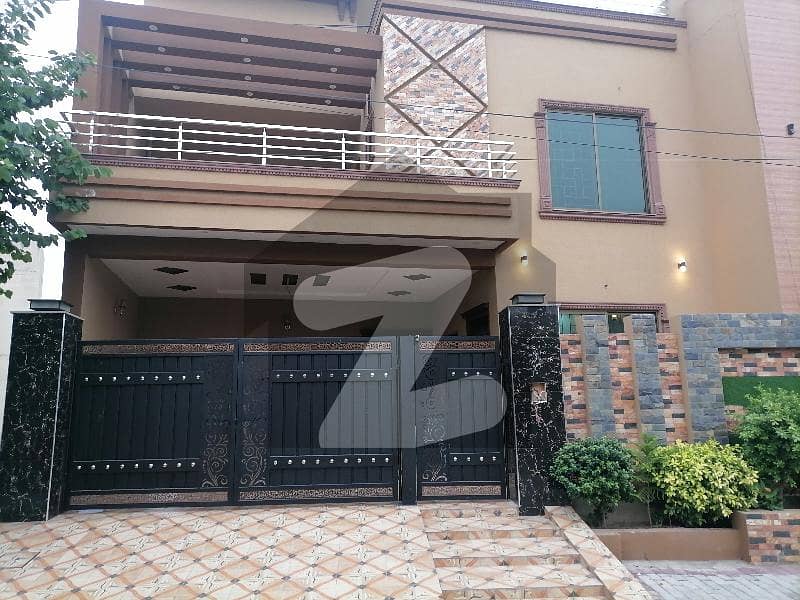 Well-Constructed House Available For Sale In Nasheman-E-Iqbal Phase 2 - Block B