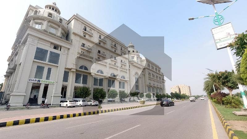 1370 Square Feet Flat For Sale In Gulberg