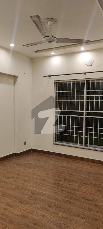 10 Marla Renovated House For Rent In Architect, Wapda Town