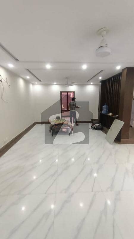 Luxury Vvip Office Available For Rent