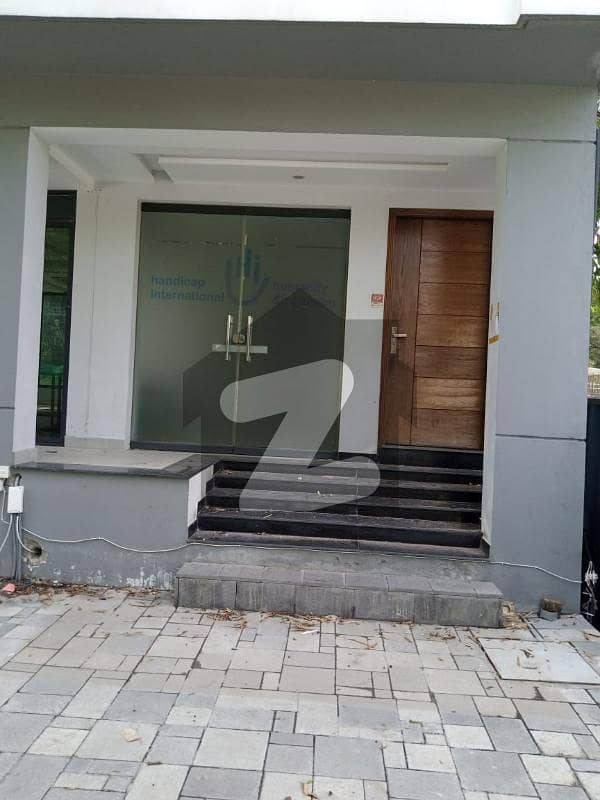 Plaza For Sale In G9, With Big Parking Space. Plaza For Sale In G9, With Big Parking Space.