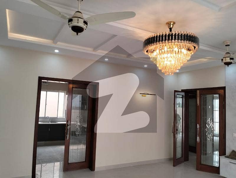 1 KANAL 1.5 STOREY HOUSE AVAILABLE FOR SALE IN LDA AVENUE BLOCK D