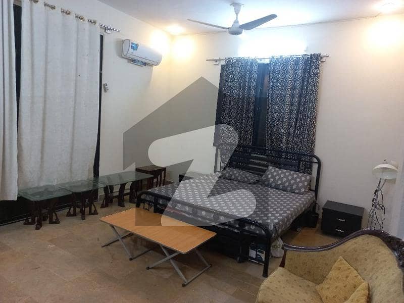 2 Bed Lounge First Floor Portion For Rent