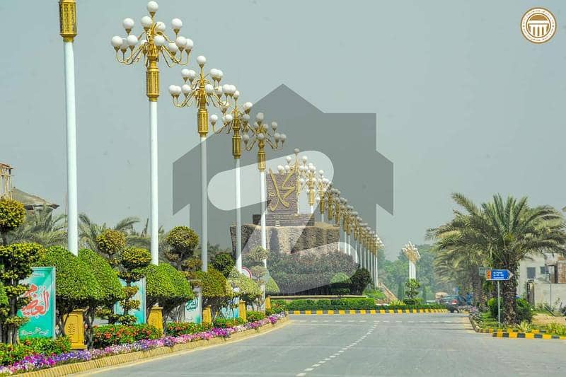 5 MARLA Plot Available For Sale In Block E Hot Location