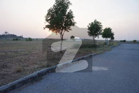 8 Marla Ready Plot For Sale In DHA Islamabad