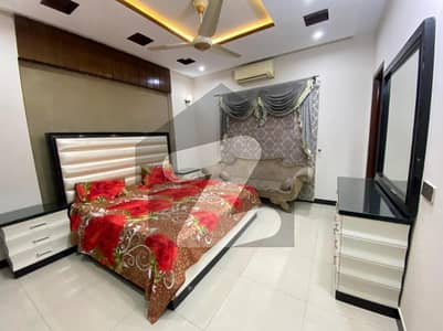 3 BEDROOM BRAND NEW LUXURY FURNISHED PENTHOUSE AVAIBLE FOR RENT ONLY PER DAY BAHRIA TOWN LAHORE