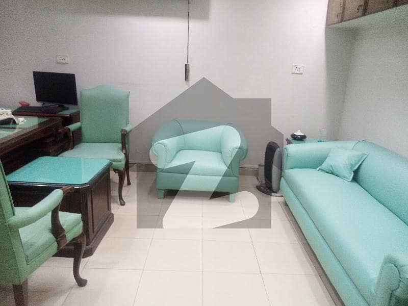 Independent 4 Kanal Commercial Building Gulberg Independent 4 Kanal Commercial Building Gulberg