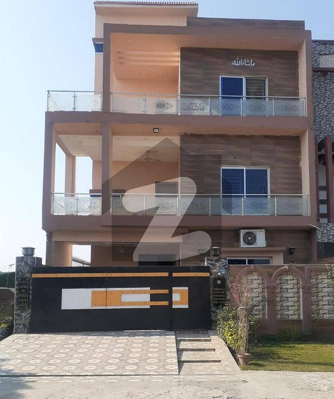 10 Marla Used House For Sale 10 Marla Used House For Sale