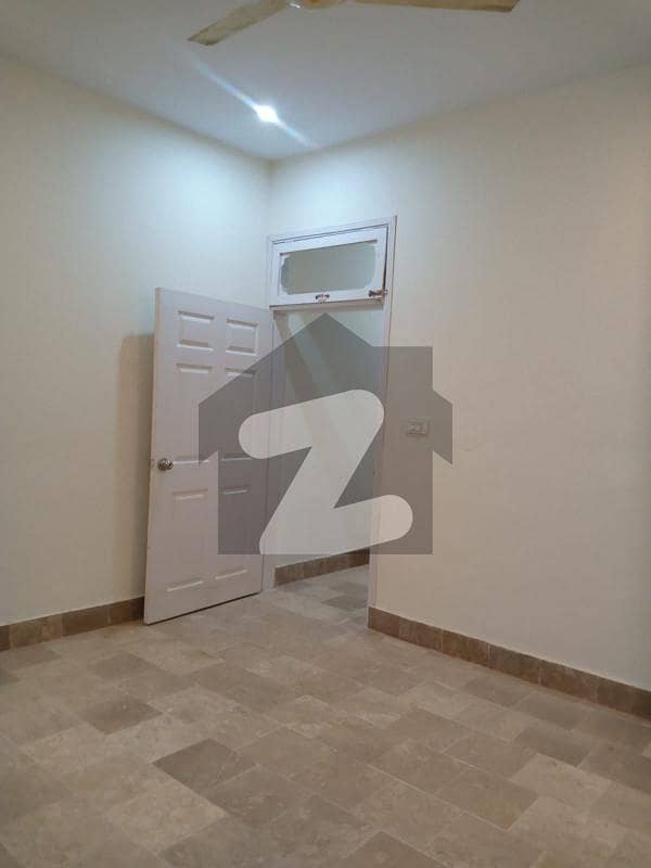 first floor flat available for rent in model colony near kazimabad