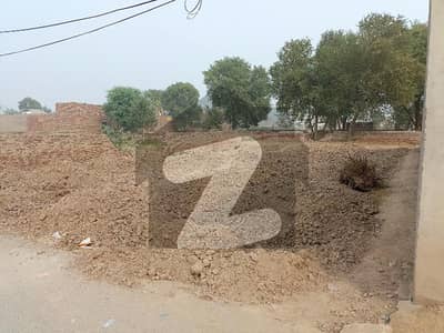 1 Kanal Plot Near PIA Colony Waking Distance From Main Bypass